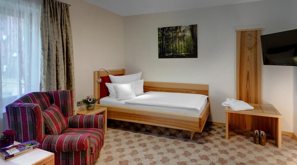 Hotel der Bäume Drachselsried Zimmer foto