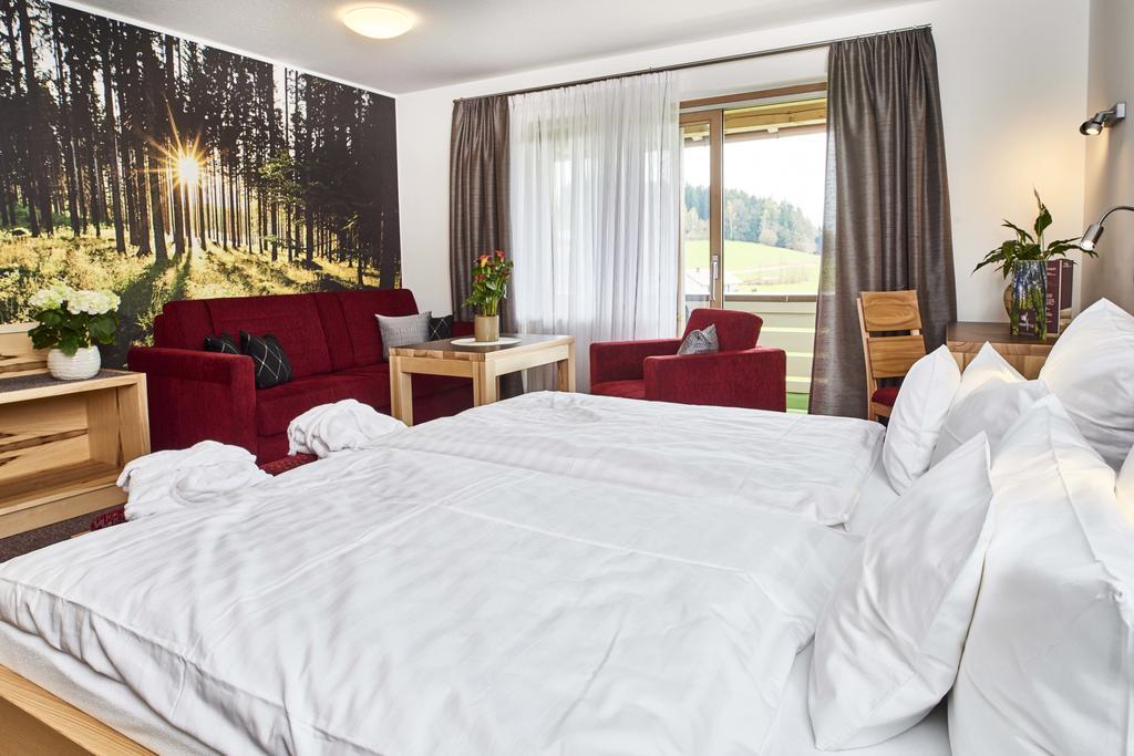 Hotel der Bäume Drachselsried Exterior foto